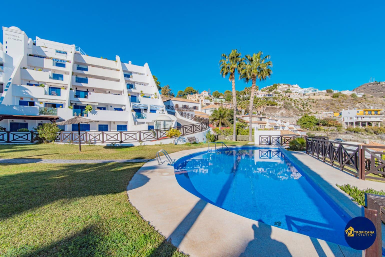 2 sovrum Lägenhet till salu i Almunecar med pool garage - 349 000 € (Ref: 9432508)