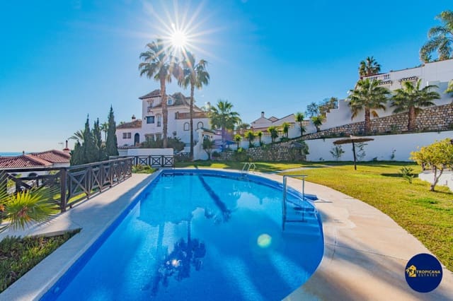 2 chambre Appartement à vendre à Almuñécar avec piscine garage - 349 000 € (Ref: 9432508)