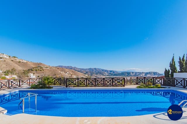 2 chambre Appartement à vendre à Almuñécar avec piscine garage - 349 000 € (Ref: 9432508)