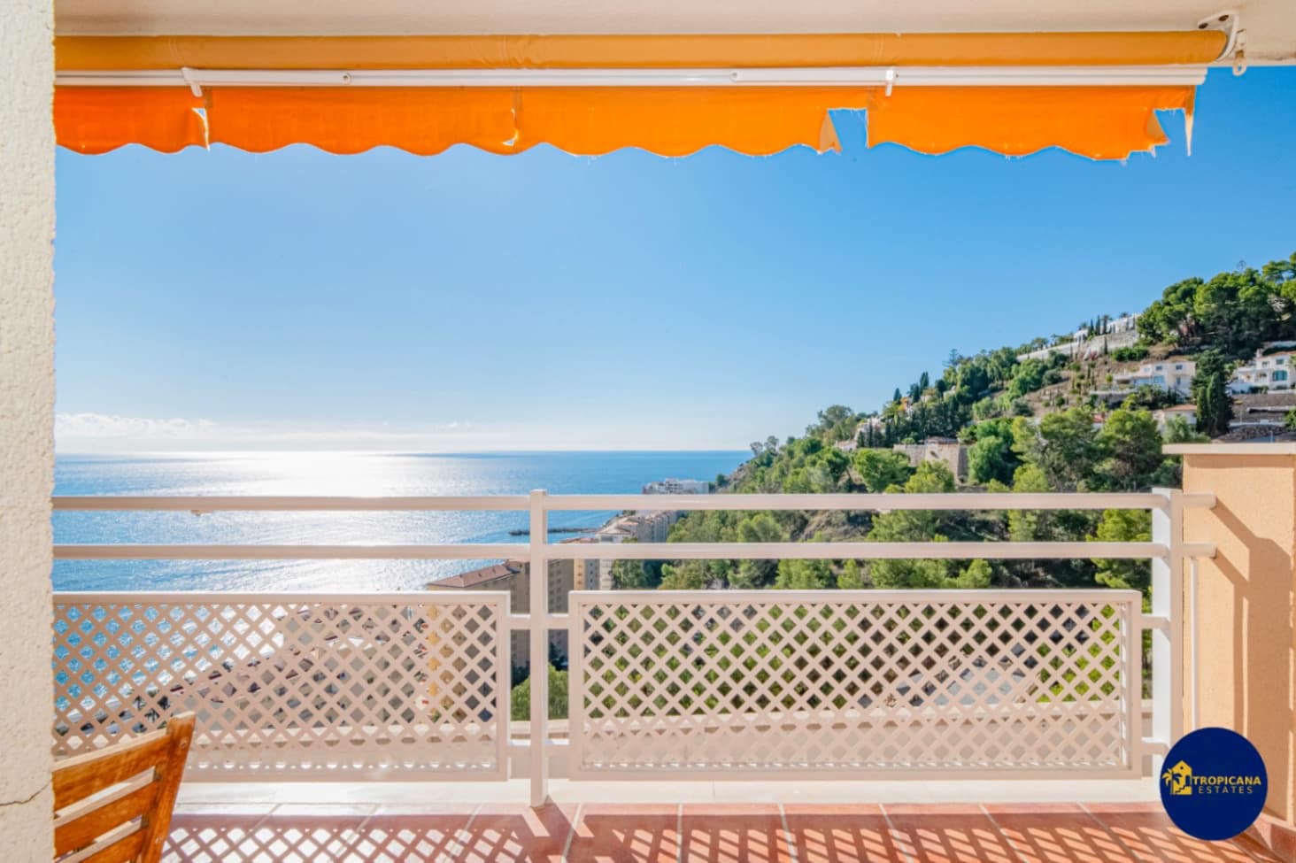 2 soverom Leilighet til salgs i Almunecar med svømmebasseng garasje - € 259 000 (Ref: 9432509)