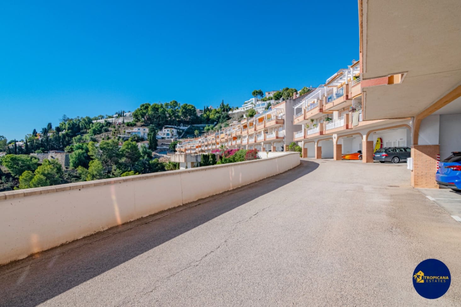 2 soverom Leilighet til salgs i Almunecar med svømmebasseng garasje - € 259 000 (Ref: 9432509)