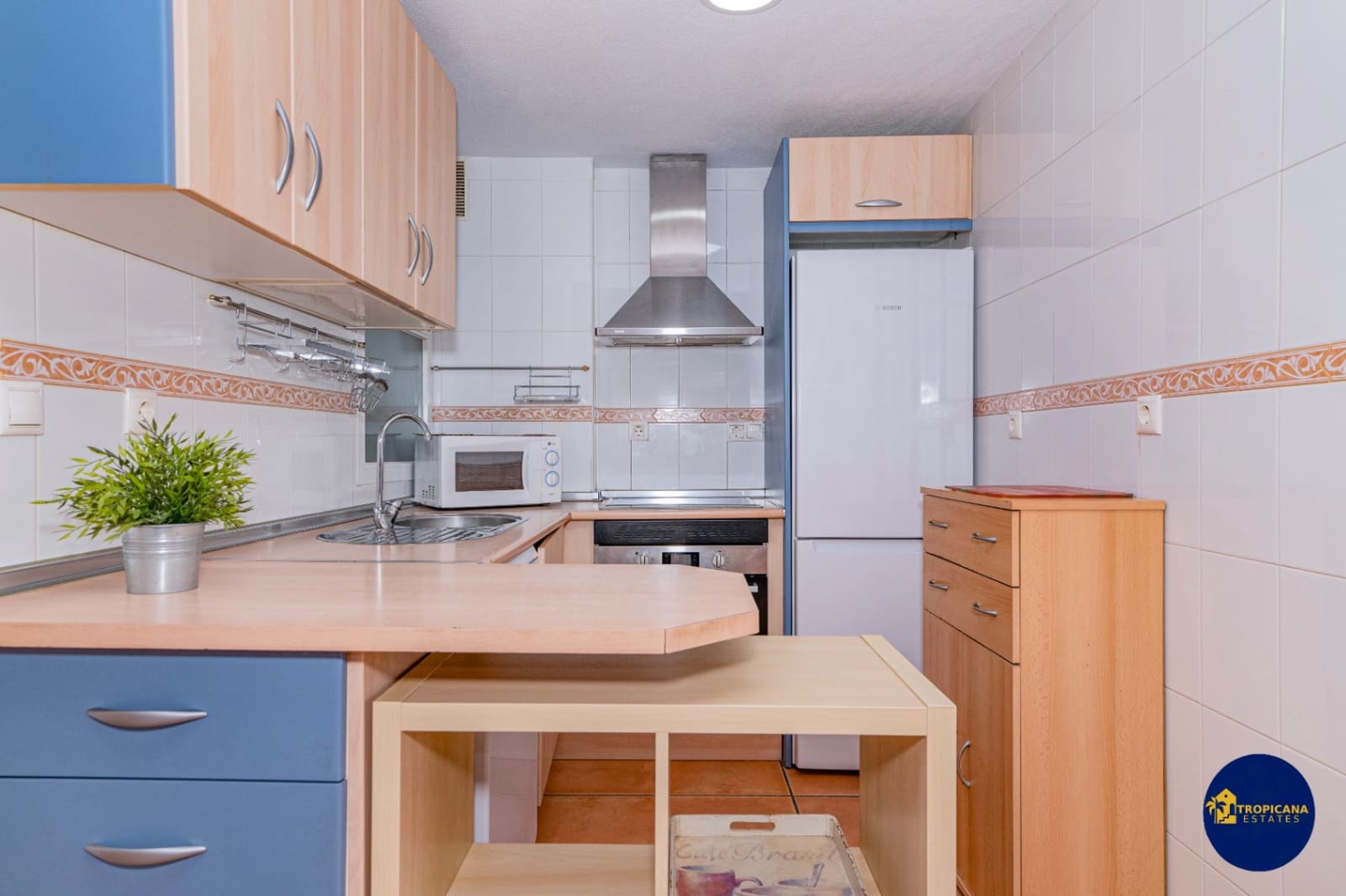 2 soverom Leilighet til salgs i Almunecar med svømmebasseng garasje - € 259 000 (Ref: 9432509)