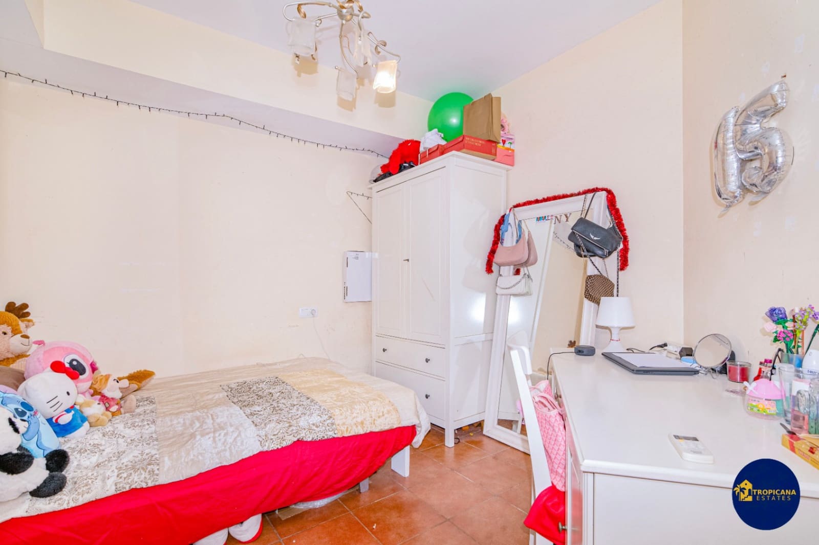 4 soveværelse Rækkehus til salg i Almunecar med swimmingpool garage - € 395.000 (Ref: 9441074)