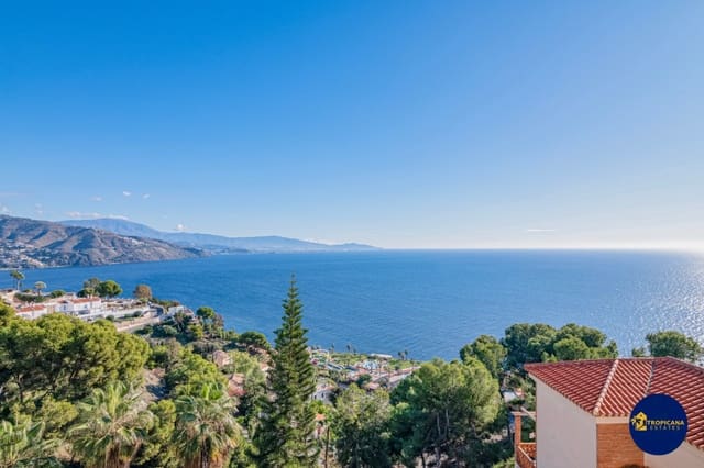 4 soverom Rekkehus til salgs i Almuñécar med svømmebasseng garasje - € 395 000 (Ref: 9441074)