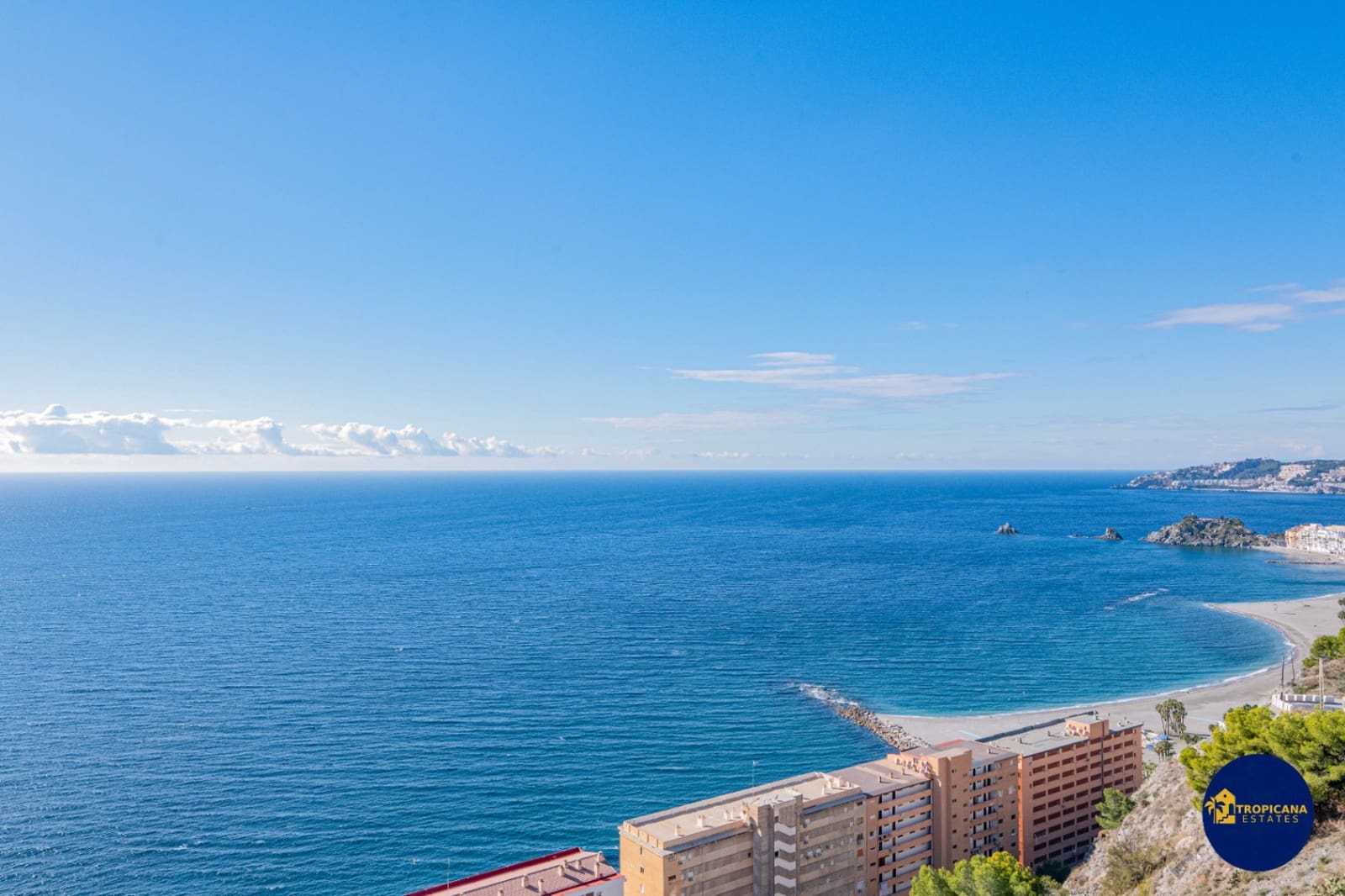 4 soveværelse Rækkehus til salg i Almunecar med swimmingpool garage - € 395.000 (Ref: 9441074)