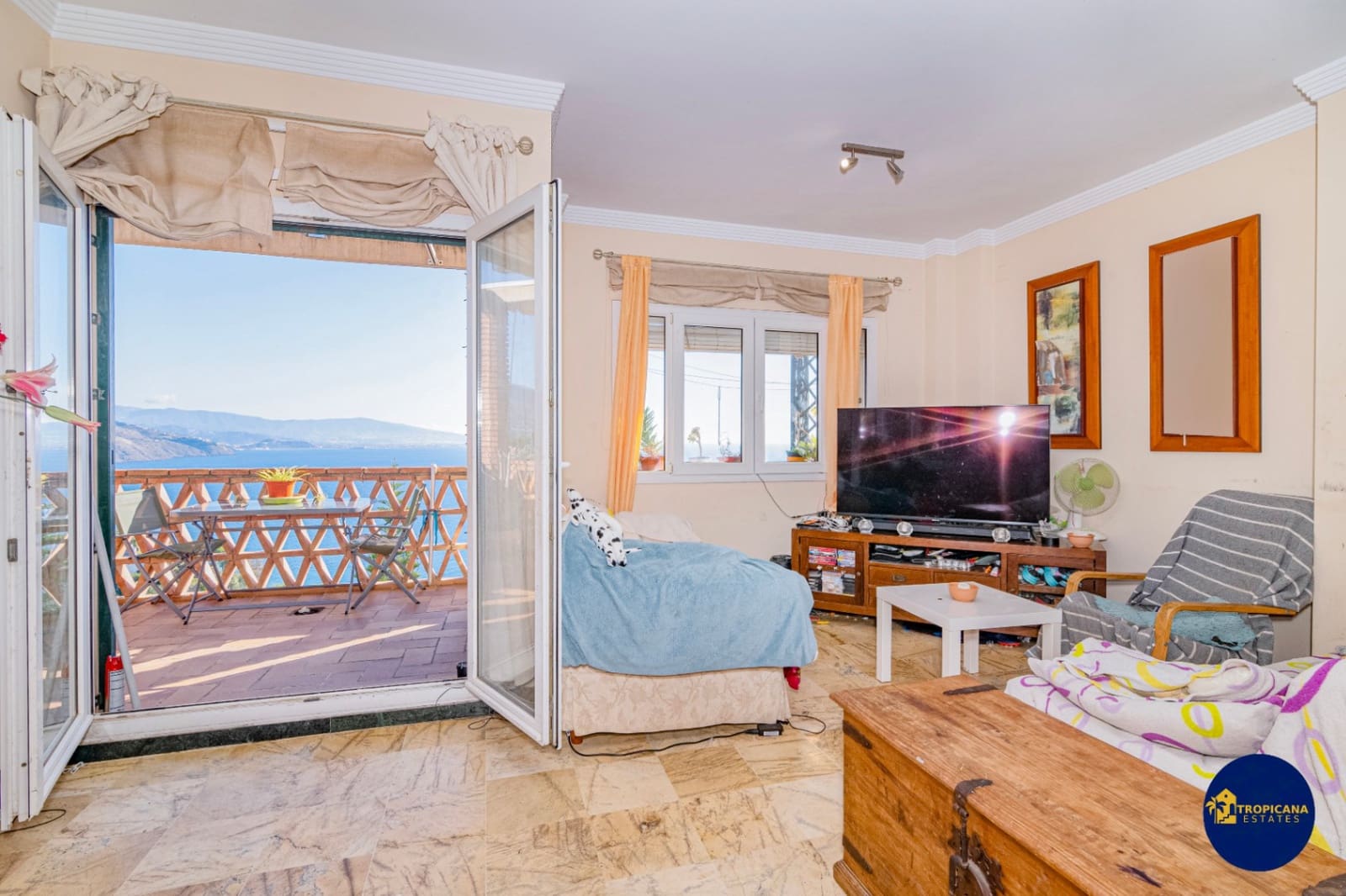 4 soveværelse Rækkehus til salg i Almunecar med swimmingpool garage - € 395.000 (Ref: 9441074)