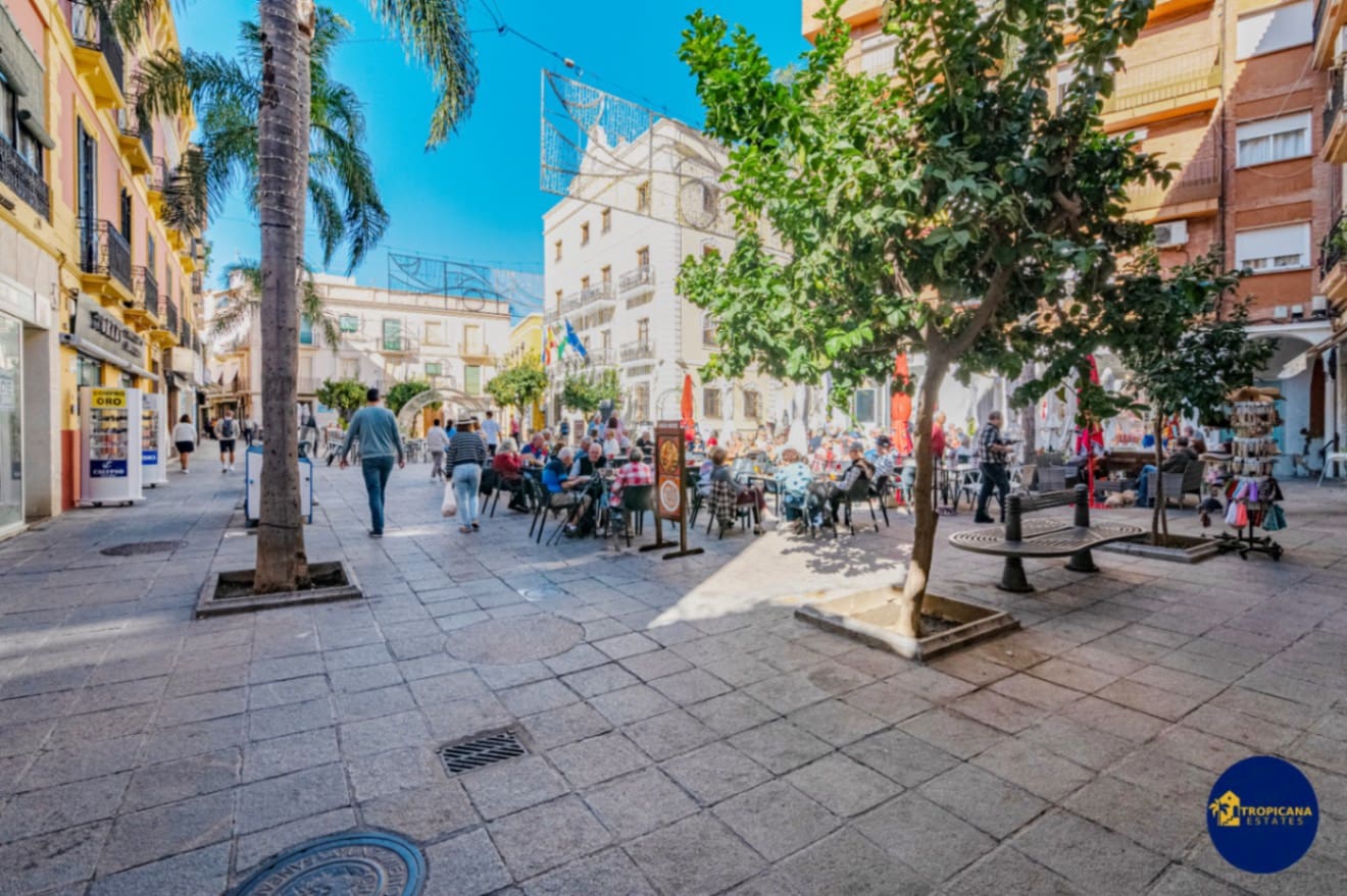 1 Zimmer Apartment zu verkaufen in Almunecar - 129.000 € (Ref: 9462536)