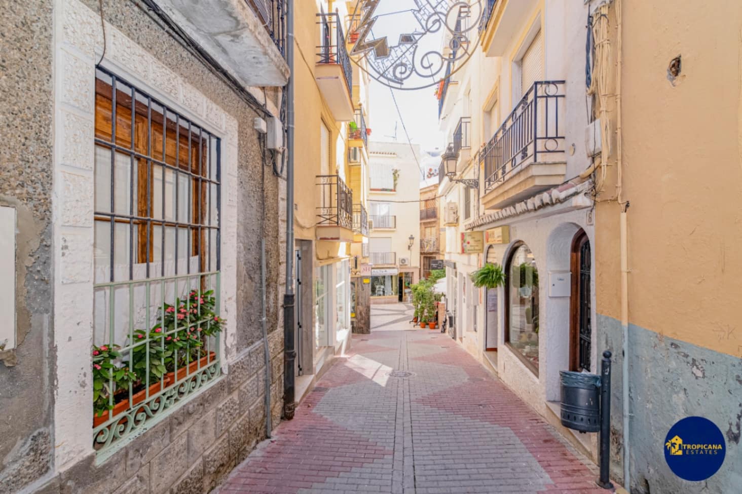 1 Zimmer Apartment zu verkaufen in Almunecar - 129.000 € (Ref: 9462536)