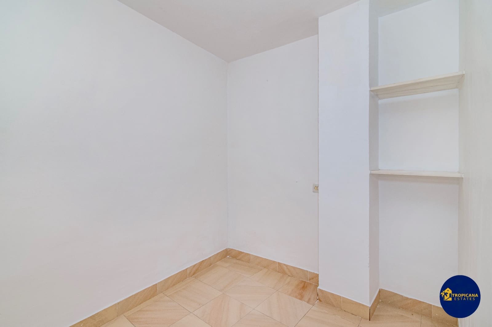 1 Zimmer Apartment zu verkaufen in Almunecar - 129.000 € (Ref: 9462536)