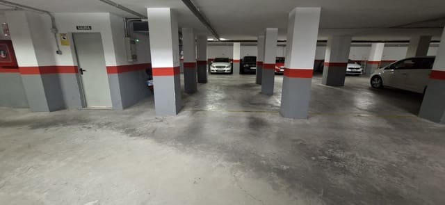 Garage in vendita in Motril - 10.500 € (Rif: 9540713)