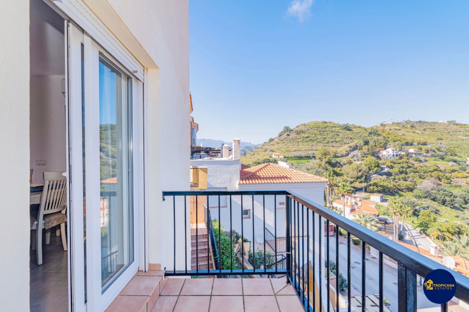 4 makuuhuone Rivitalo myytävänä paikassa Almunecar mukana uima-altaan 
autotalli - 329 000 € (Ref: 9627067)