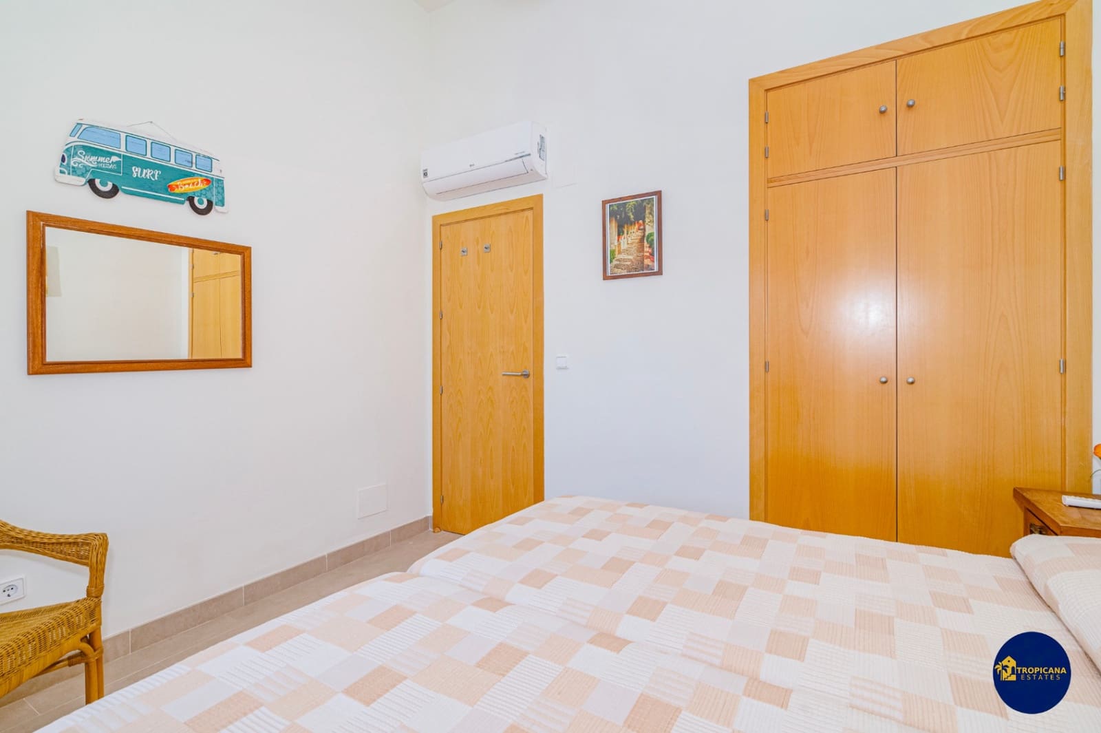 4 makuuhuone Rivitalo myytävänä paikassa Almunecar mukana uima-altaan 
autotalli - 329 000 € (Ref: 9627067)