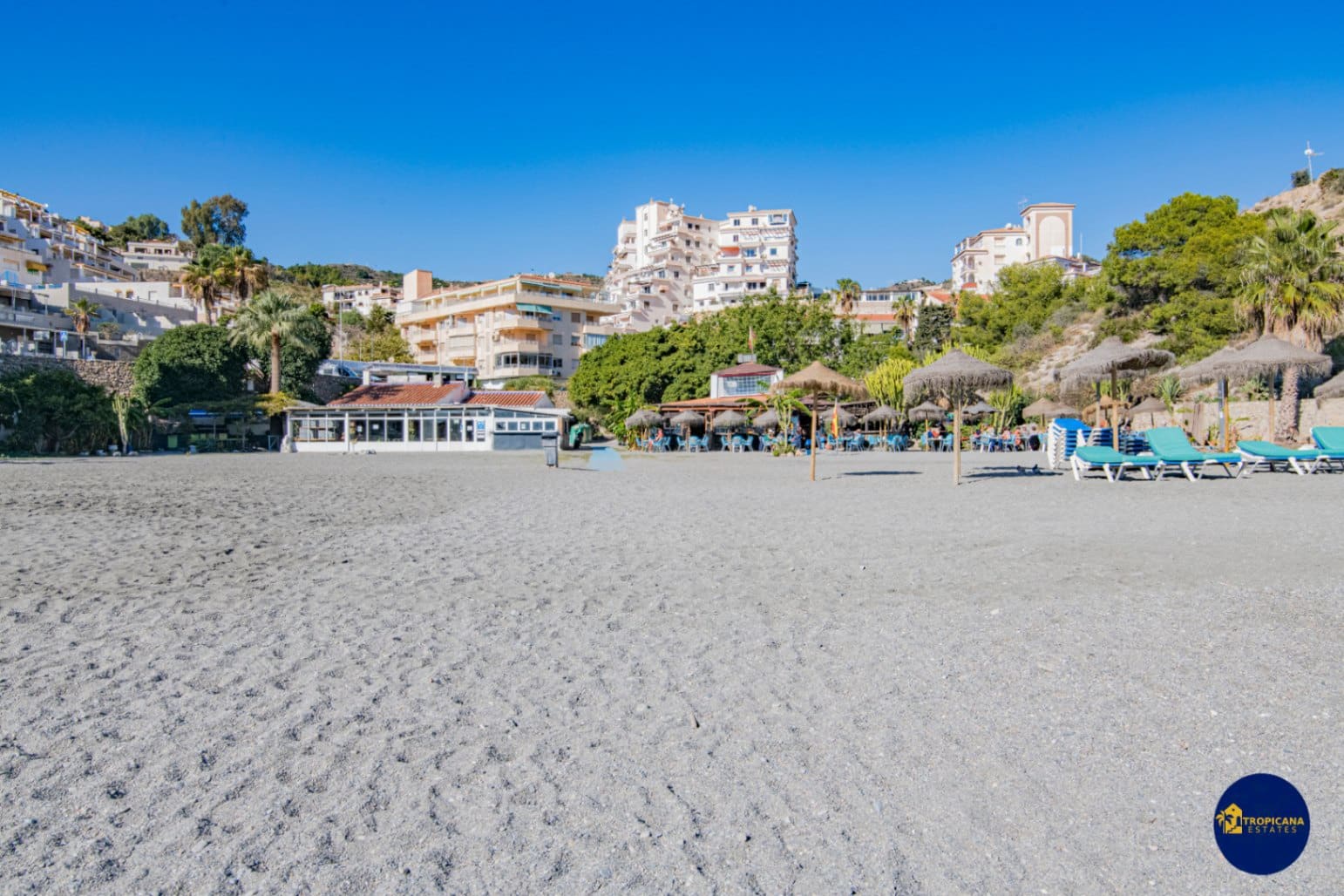 Adosado de 4 habitaciones en Almuñécar en venta con piscina garaje - 329.000 € (Ref: 9627067)