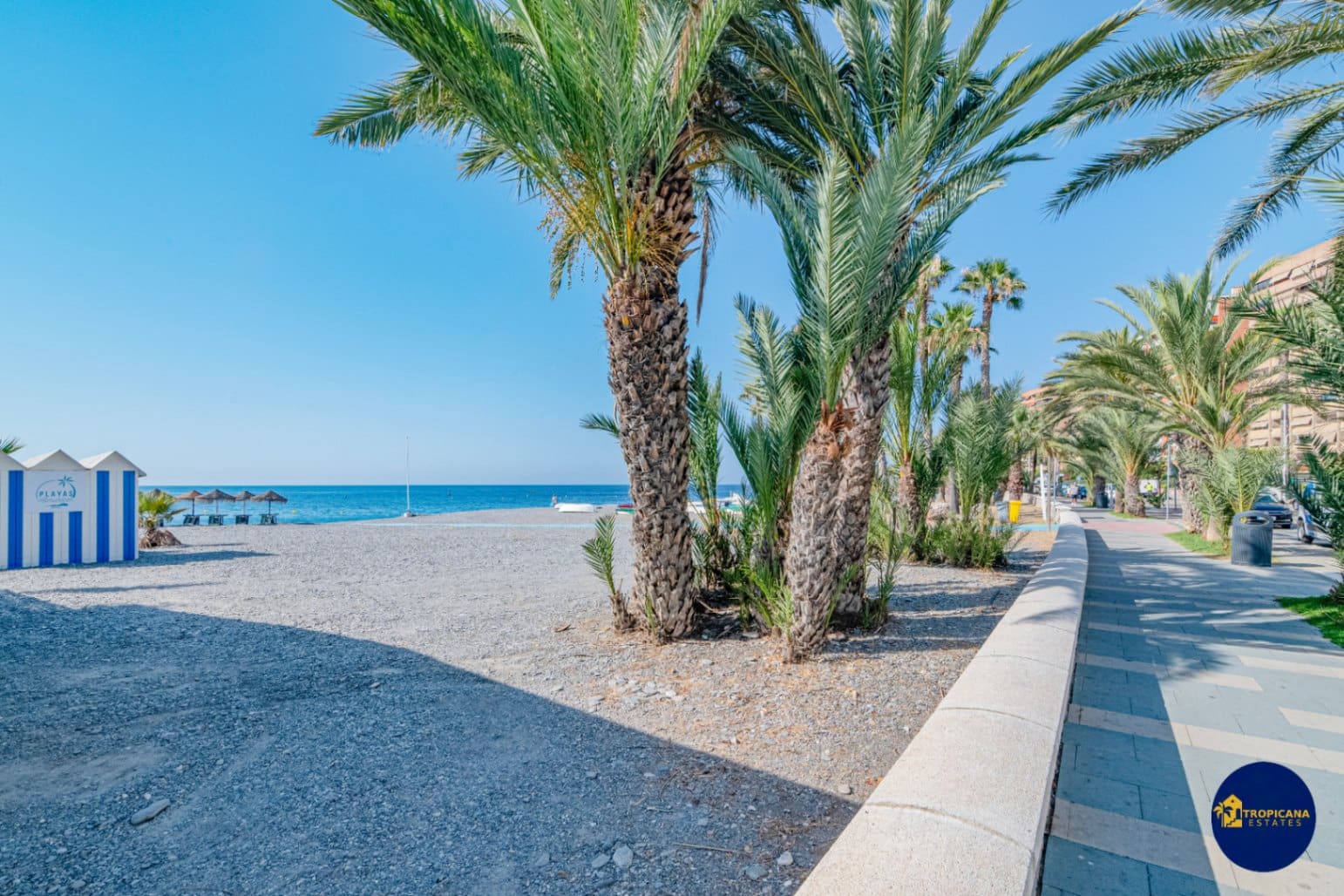 Adosado de 4 habitaciones en Almuñécar en venta con piscina garaje - 329.000 € (Ref: 9627067)