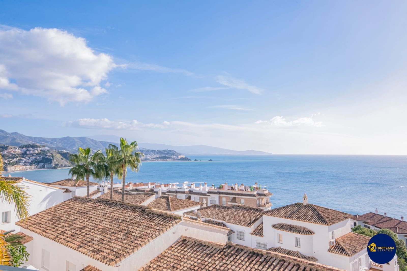 4 soveværelse Villa til salg i Almunecar med swimmingpool garage - € 695.000 (Ref: 9627068)