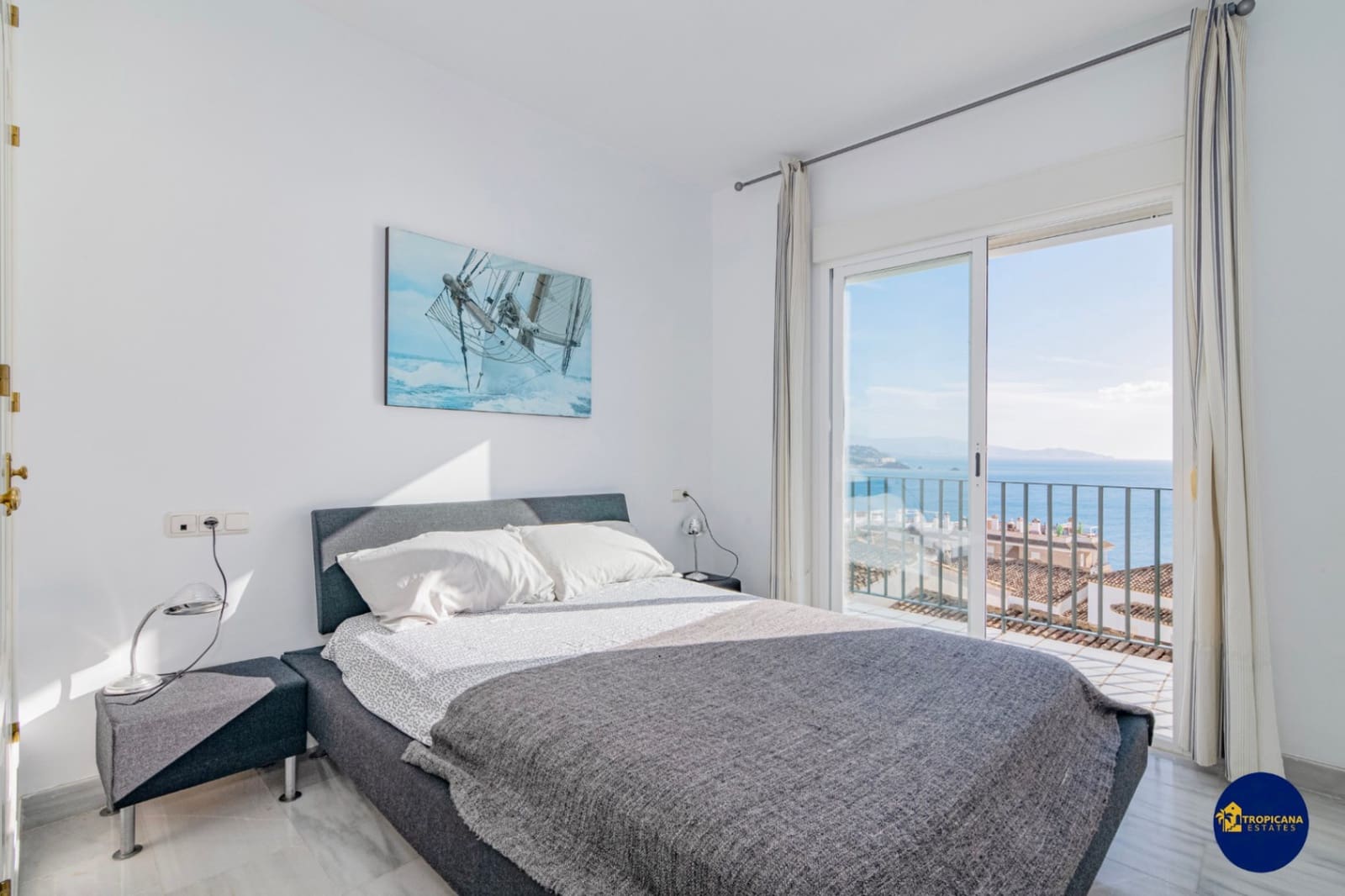 4 soveværelse Villa til salg i Almunecar med swimmingpool garage - € 695.000 (Ref: 9627068)