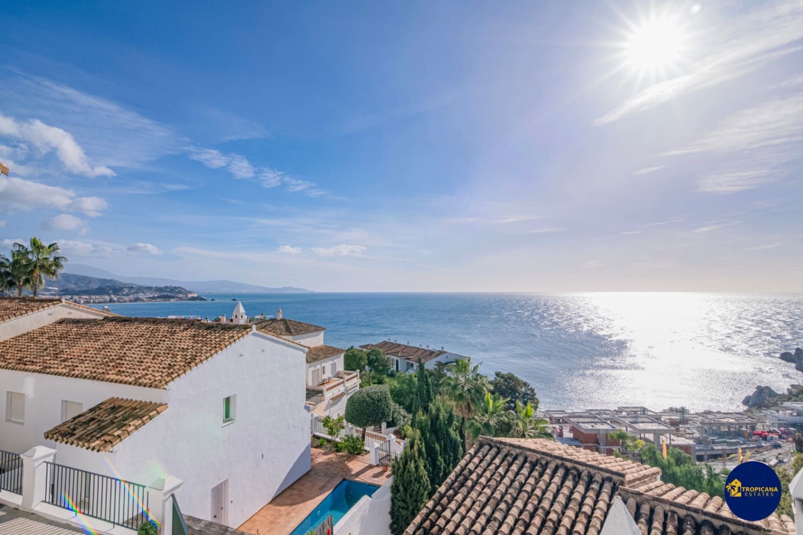 4 soveværelse Villa til salg i Almunecar med swimmingpool garage - € 695.000 (Ref: 9627068)