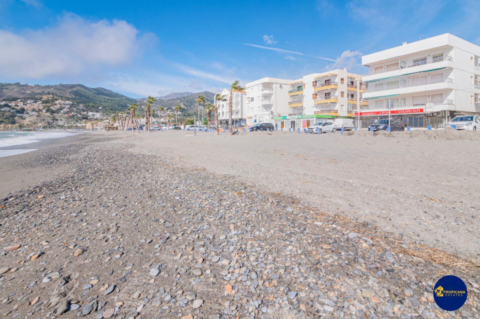 2 bedroom Apartment for sale in La Herradura - € 340,000 (Ref: 9627069)
