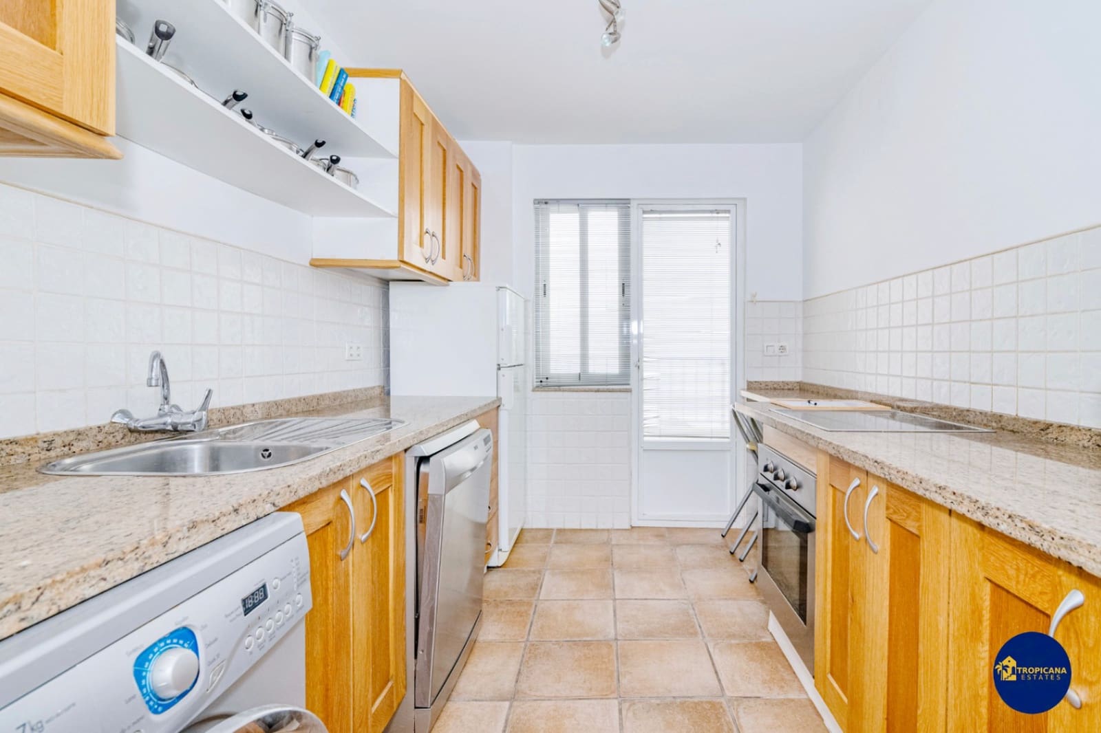 2 bedroom Apartment for sale in La Herradura - € 340,000 (Ref: 9627069)