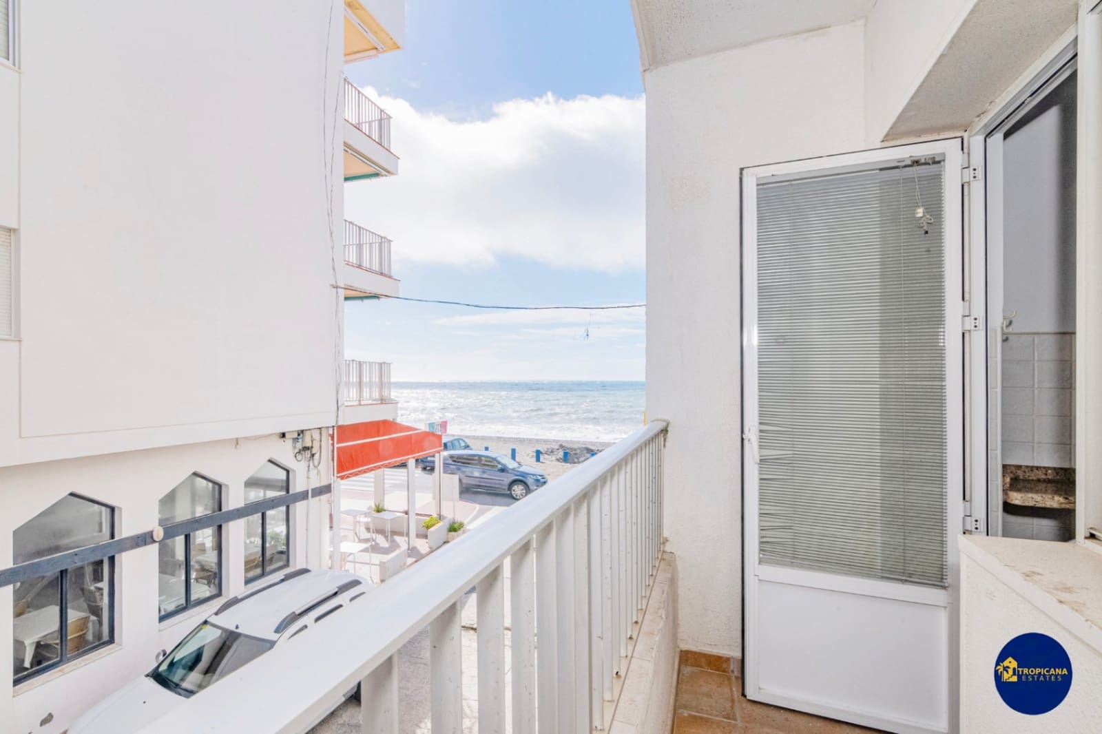 2 bedroom Apartment for sale in La Herradura - € 340,000 (Ref: 9627069)