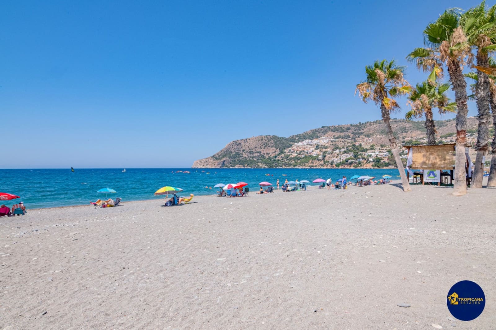 2 bedroom Apartment for sale in La Herradura - € 340,000 (Ref: 9627069)