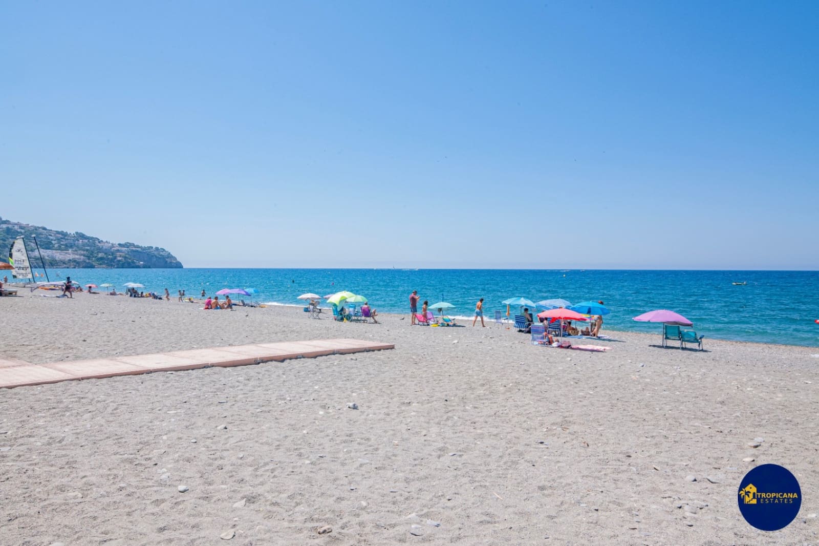 2 bedroom Apartment for sale in La Herradura - € 340,000 (Ref: 9627069)