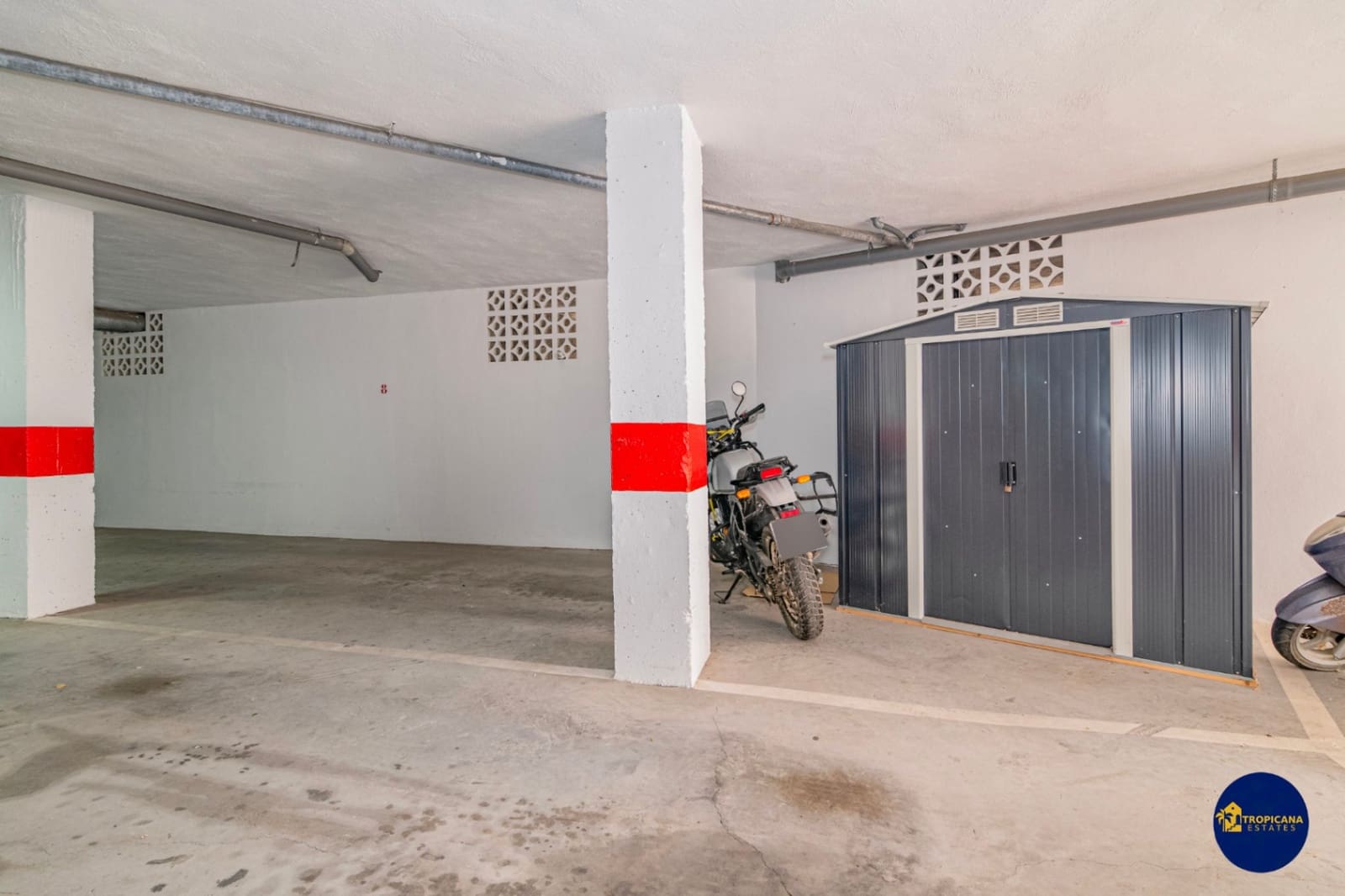 1 slaapkamer Appartement te koop in Almunecar met zwembad garage - € 249.000 (Ref: 9667151)