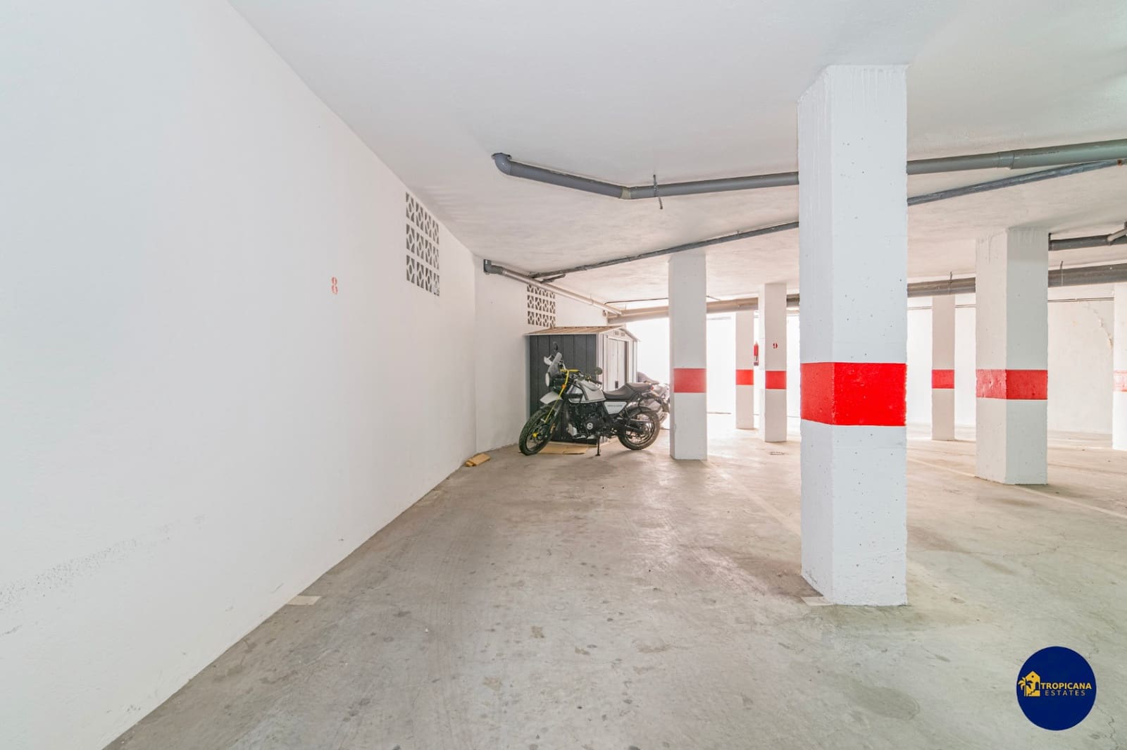 1 slaapkamer Appartement te koop in Almunecar met zwembad garage - € 249.000 (Ref: 9667151)