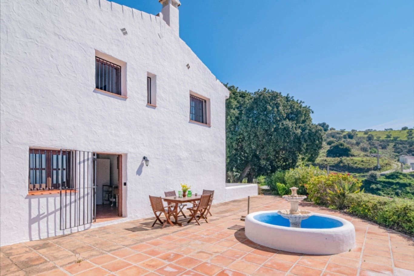 12 bedroom Finca/Country House for sale in Almunecar with pool garage - € 639,000 (Ref: 9731553)