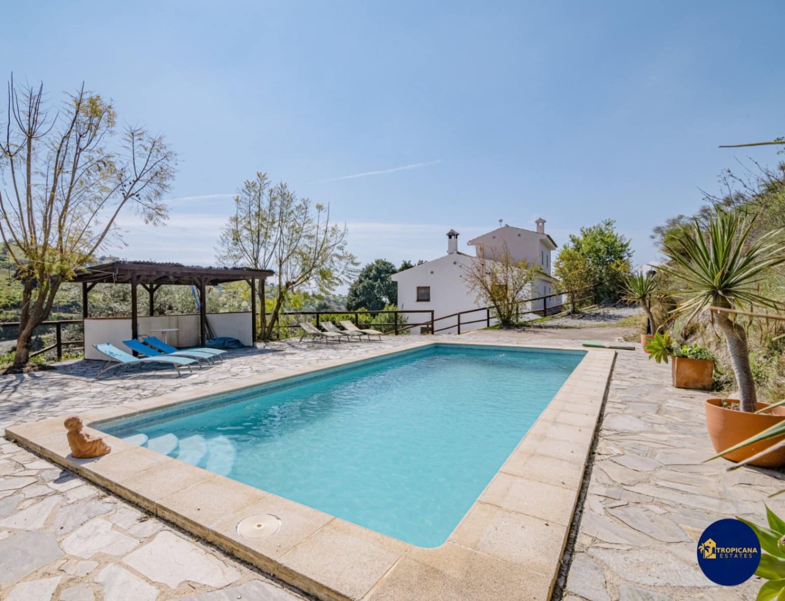 12 bedroom Finca/Country House for sale in Almunecar with pool garage - € 639,000 (Ref: 9731553)