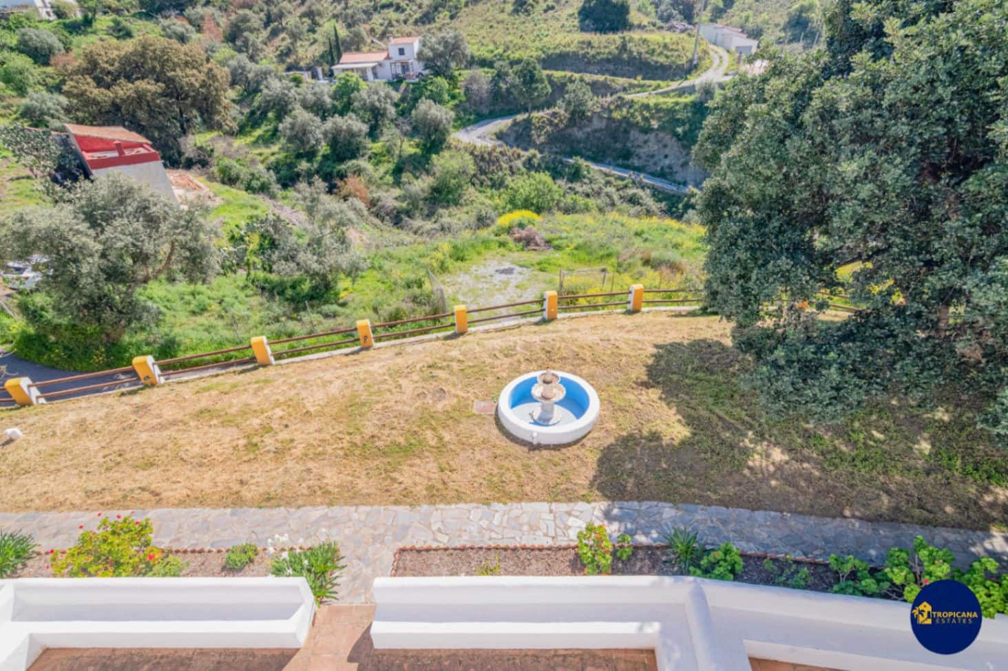 12 bedroom Finca/Country House for sale in Almunecar with pool garage - € 639,000 (Ref: 9731553)