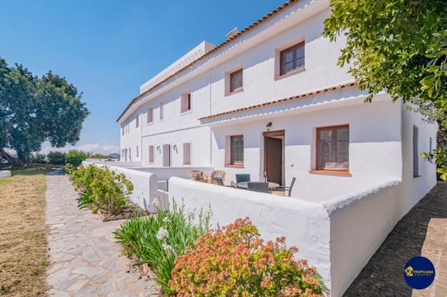 12 bedroom Finca/Country House for sale in Almuñécar with pool garage - € 639,000 (Ref: 9731553)