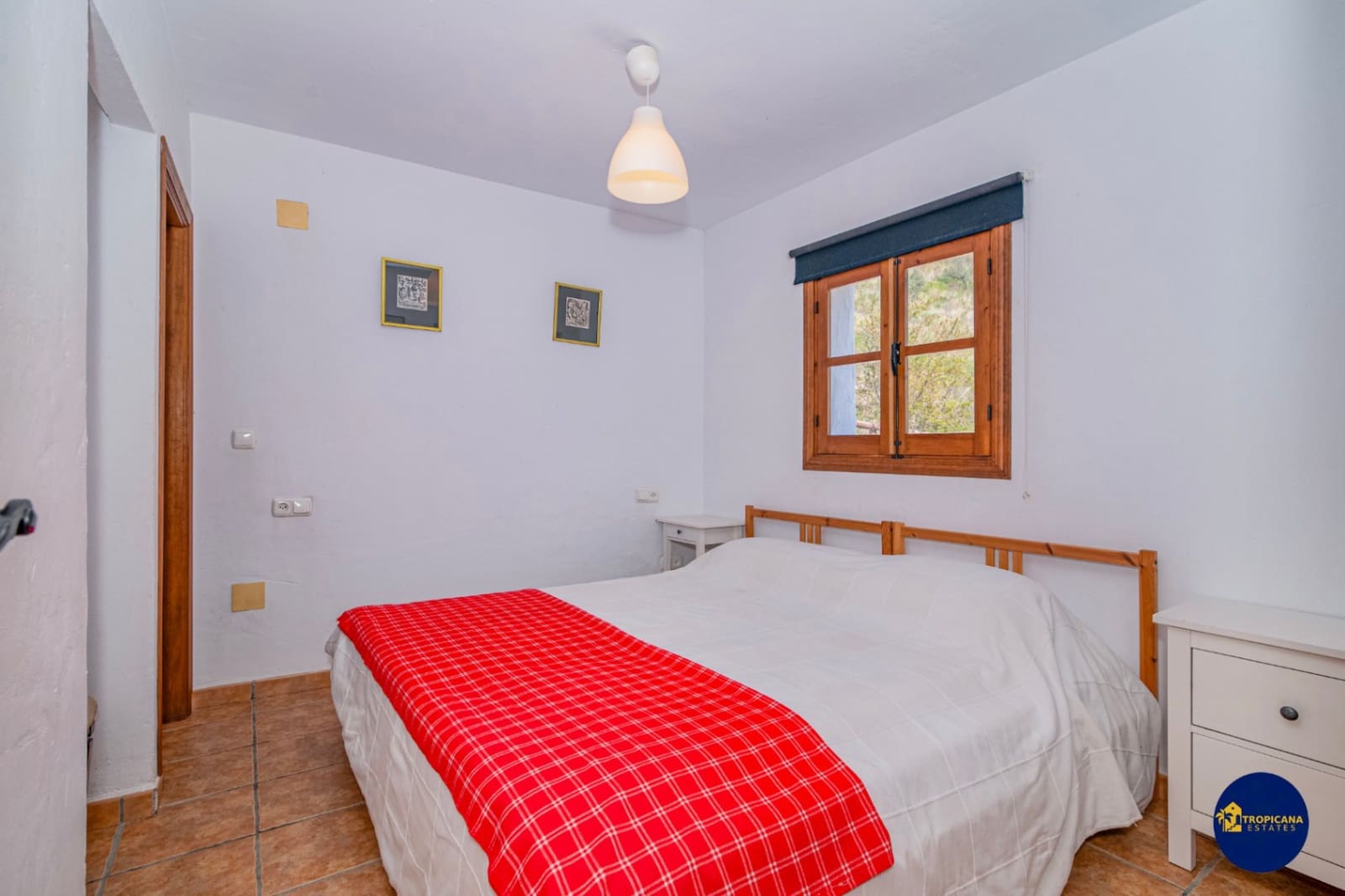 12 bedroom Finca/Country House for sale in Almunecar with pool garage - € 639,000 (Ref: 9731553)