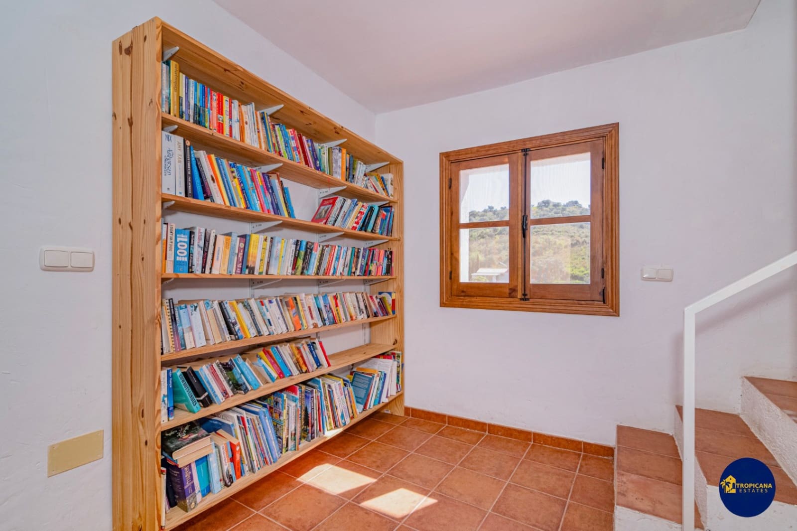 12 bedroom Finca/Country House for sale in Almunecar with pool garage - € 639,000 (Ref: 9731553)