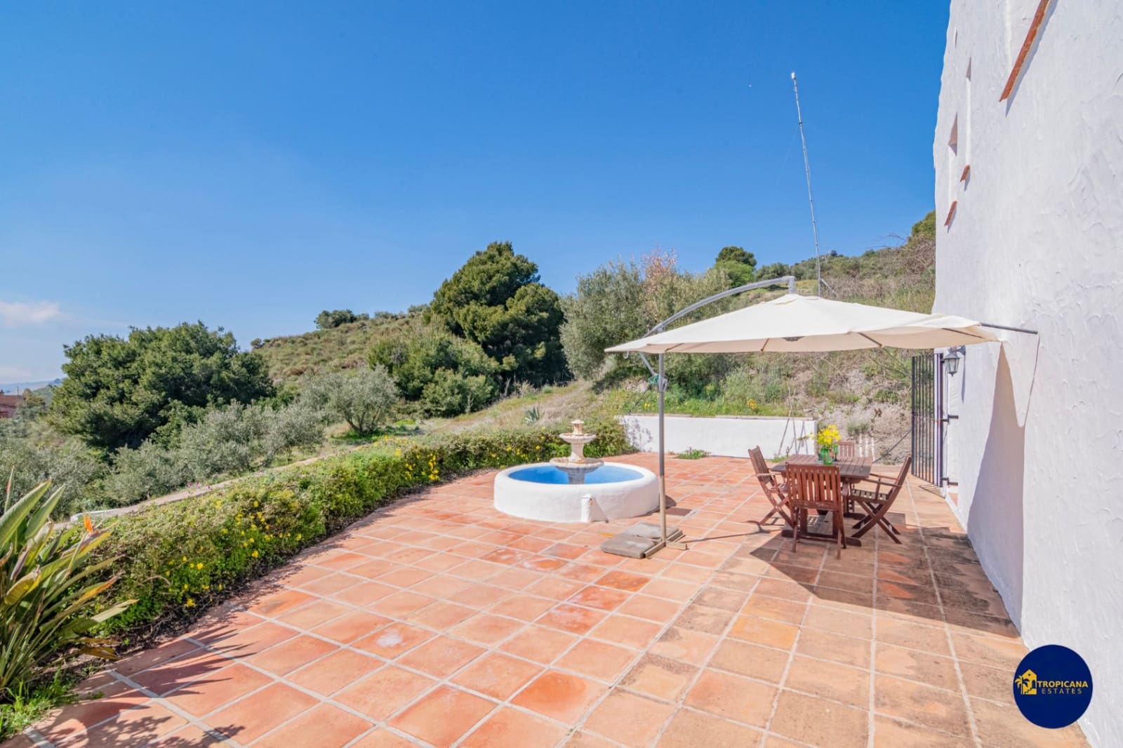 12 bedroom Finca/Country House for sale in Almunecar with pool garage - € 639,000 (Ref: 9731553)