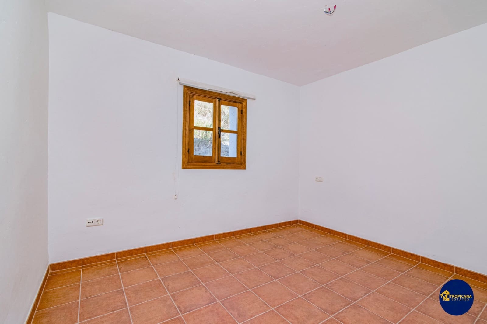 12 bedroom Finca/Country House for sale in Almunecar with pool garage - € 639,000 (Ref: 9731553)