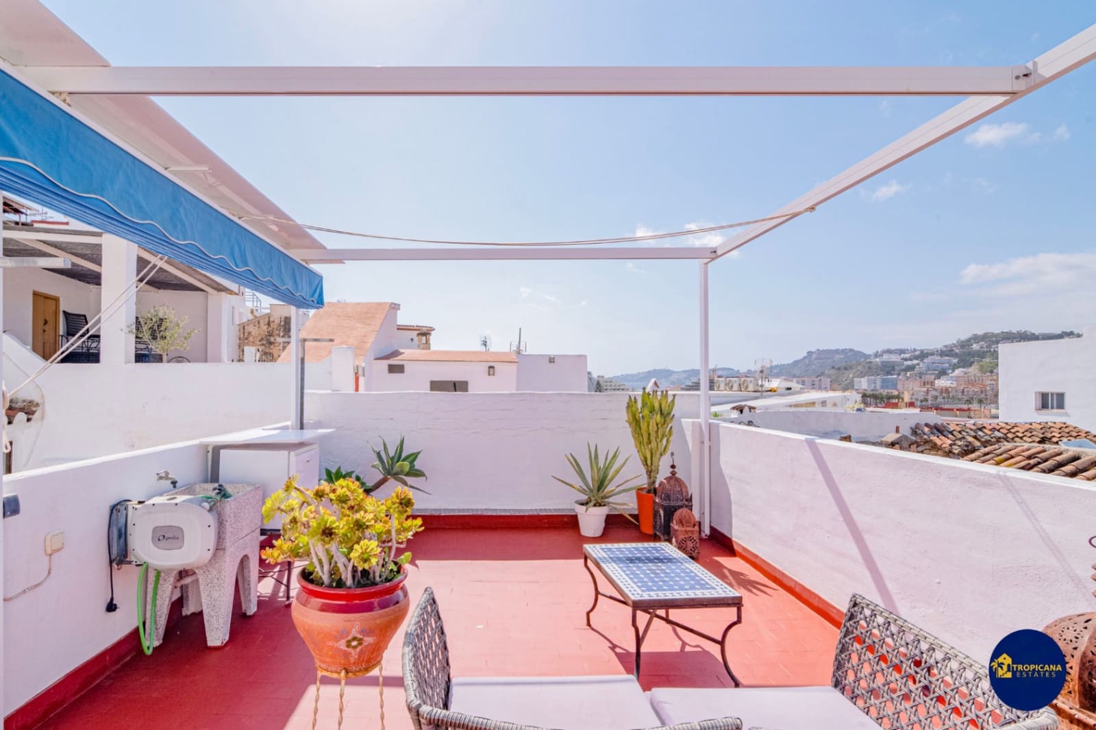 2 slaapkamer Rijtjeshuis te koop in Almunecar - € 214.500 (Ref: 9733582)