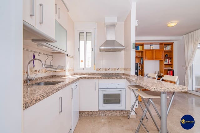 3 sypialnia Apartament na sprzedaż w La Herradura, Almuñécar z basenem garażem - 279 000 € (Ref: 9758229)