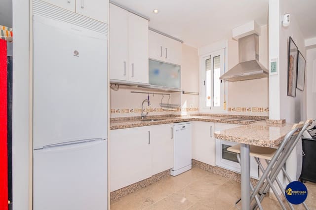 3 sypialnia Apartament na sprzedaż w La Herradura, Almuñécar z basenem garażem - 279 000 € (Ref: 9758229)