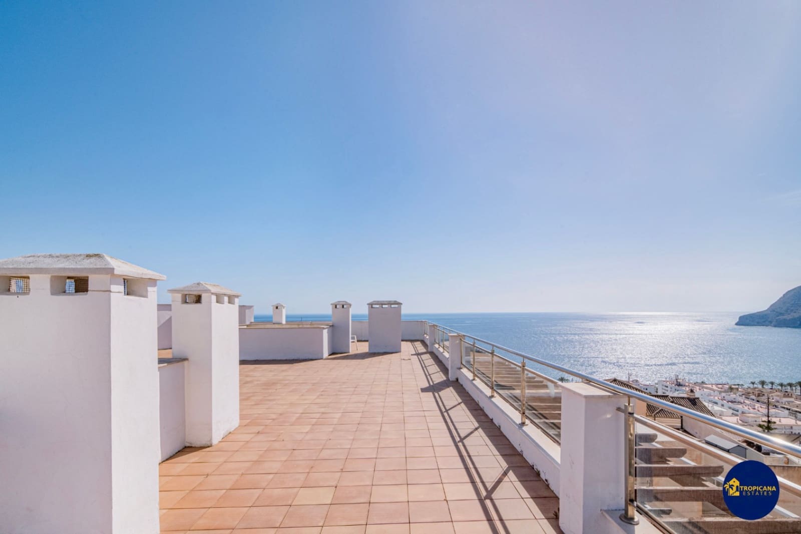 3 sypialnia Apartament na sprzedaż w Almunecar z basenem garażem - 279 000 € (Ref: 9758229)