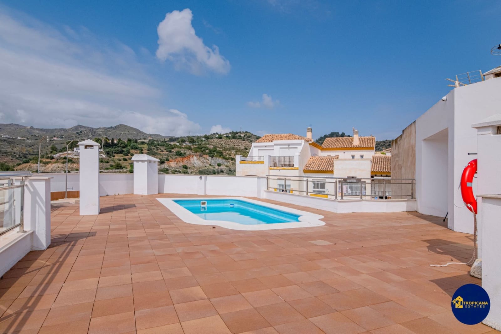 3 sypialnia Apartament na sprzedaż w Almunecar z basenem garażem - 279 000 € (Ref: 9758229)