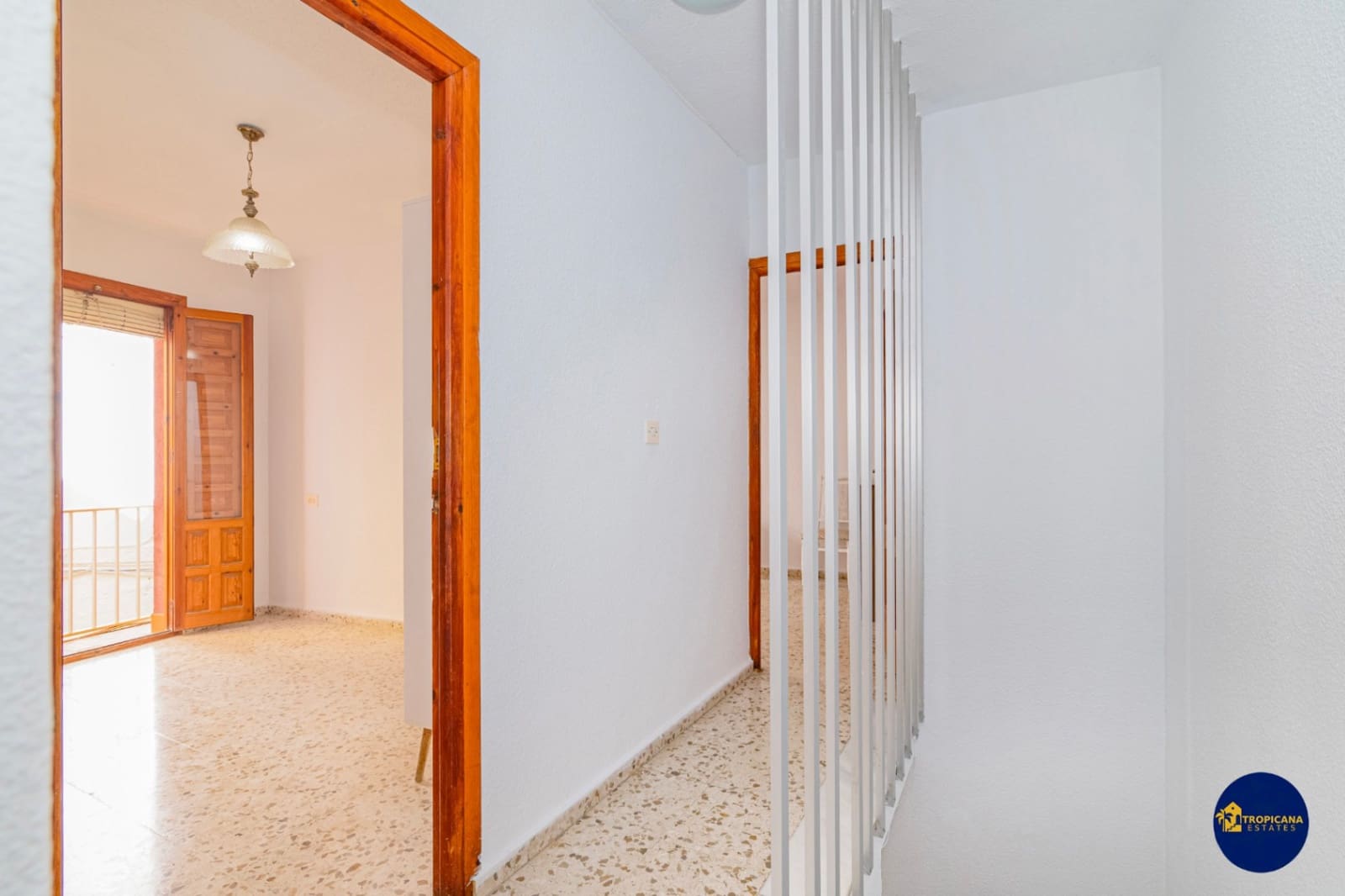 4 bedroom Terraced Villa for sale in Almunecar - € 239,000 (Ref: 9862442)