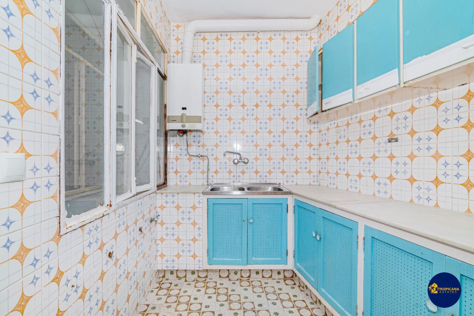 4 bedroom Terraced Villa for sale in Almunecar - € 239,000 (Ref: 9862442)