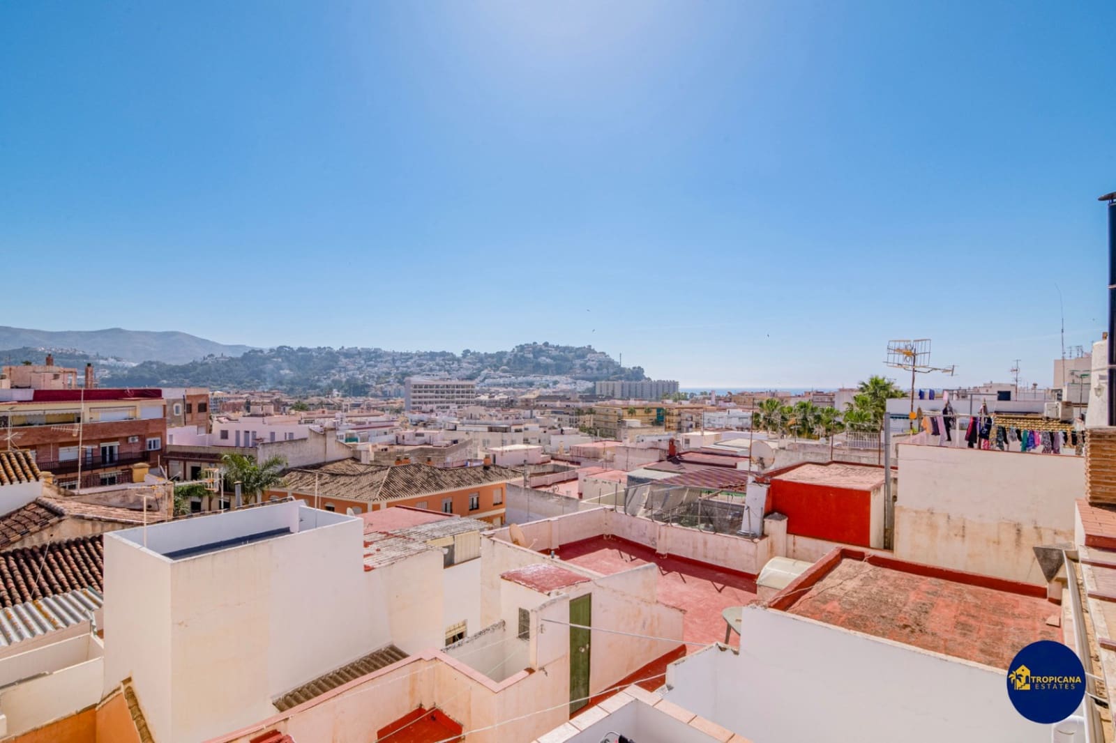 4 bedroom Terraced Villa for sale in Almunecar - € 239,000 (Ref: 9862442)
