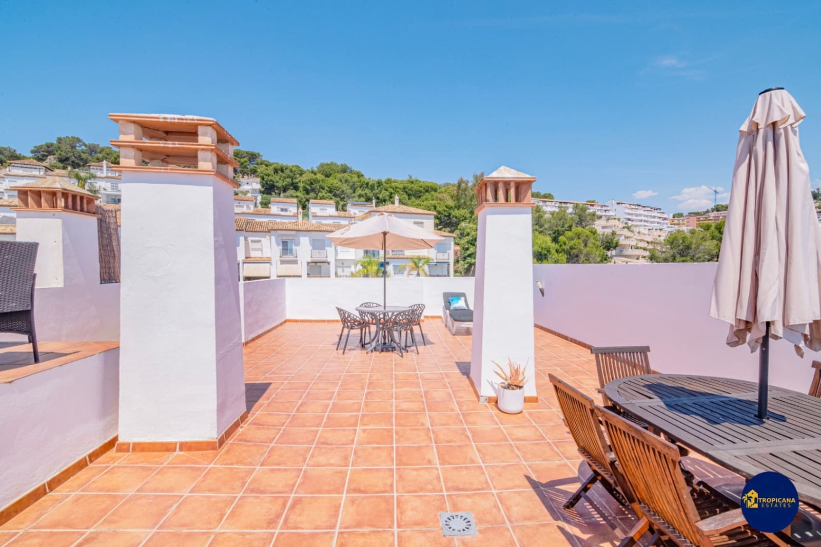 3 soveværelse Penthouse til salg i Almunecar med swimmingpool - € 489.000 (Ref: 9880287)