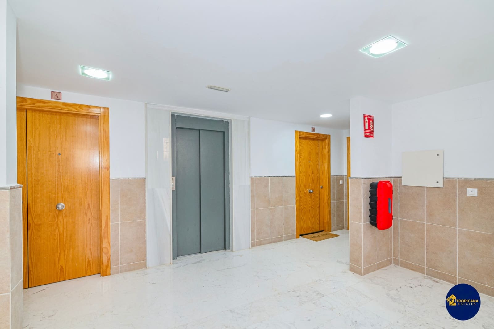 3 soveværelse Penthouse til salg i Almunecar med swimmingpool - € 489.000 (Ref: 9880287)