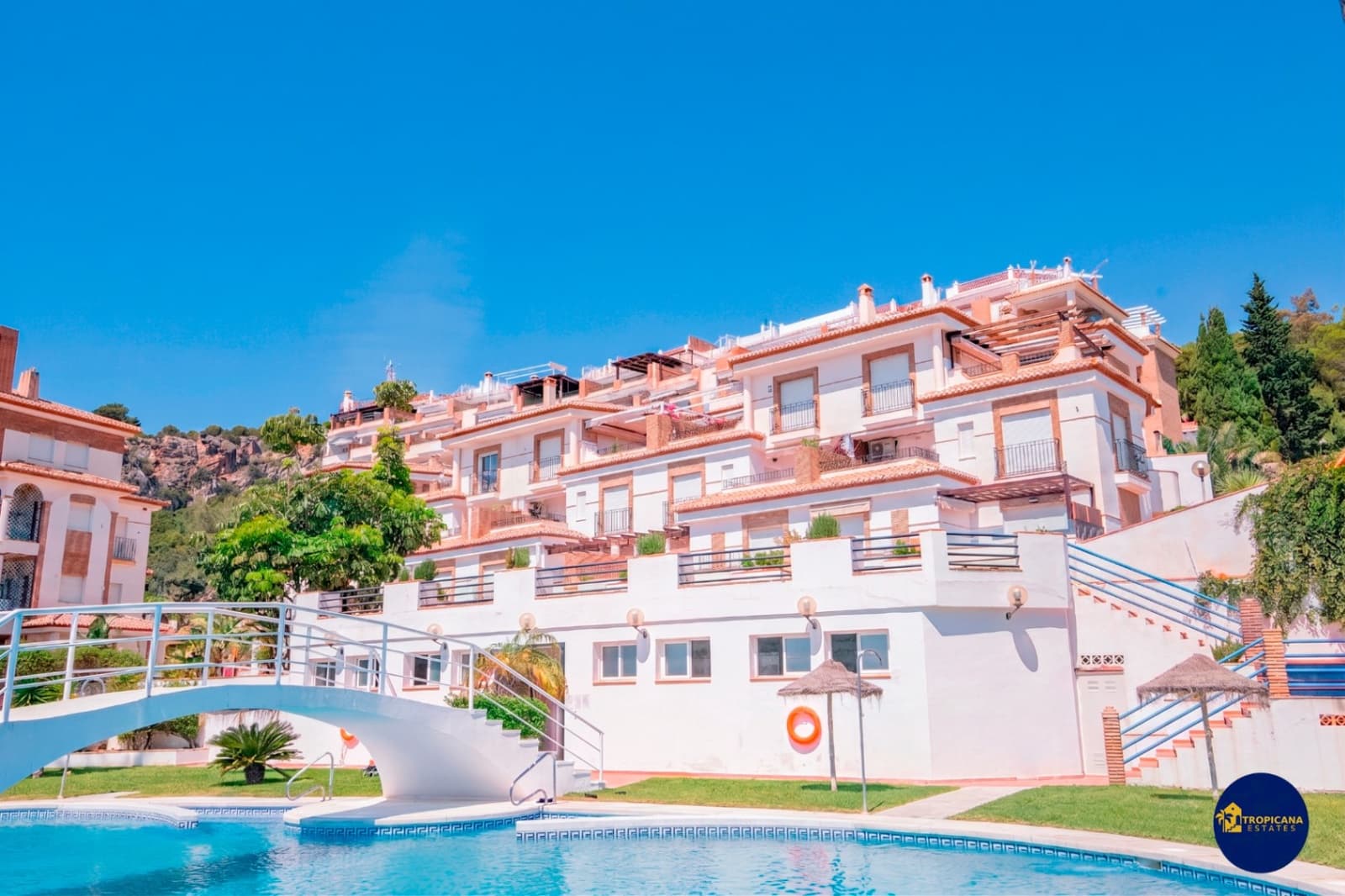 3 soveværelse Penthouse til salg i Almunecar med swimmingpool - € 489.000 (Ref: 9880287)