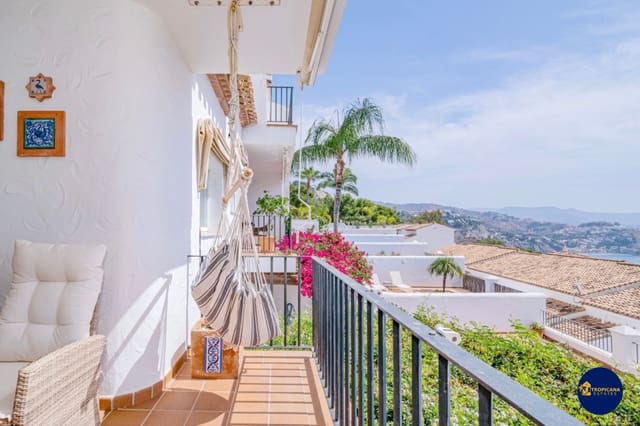 4 sovrum Radhus till salu i Almuñécar med pool garage - 530 000 € (Ref: 9946713)