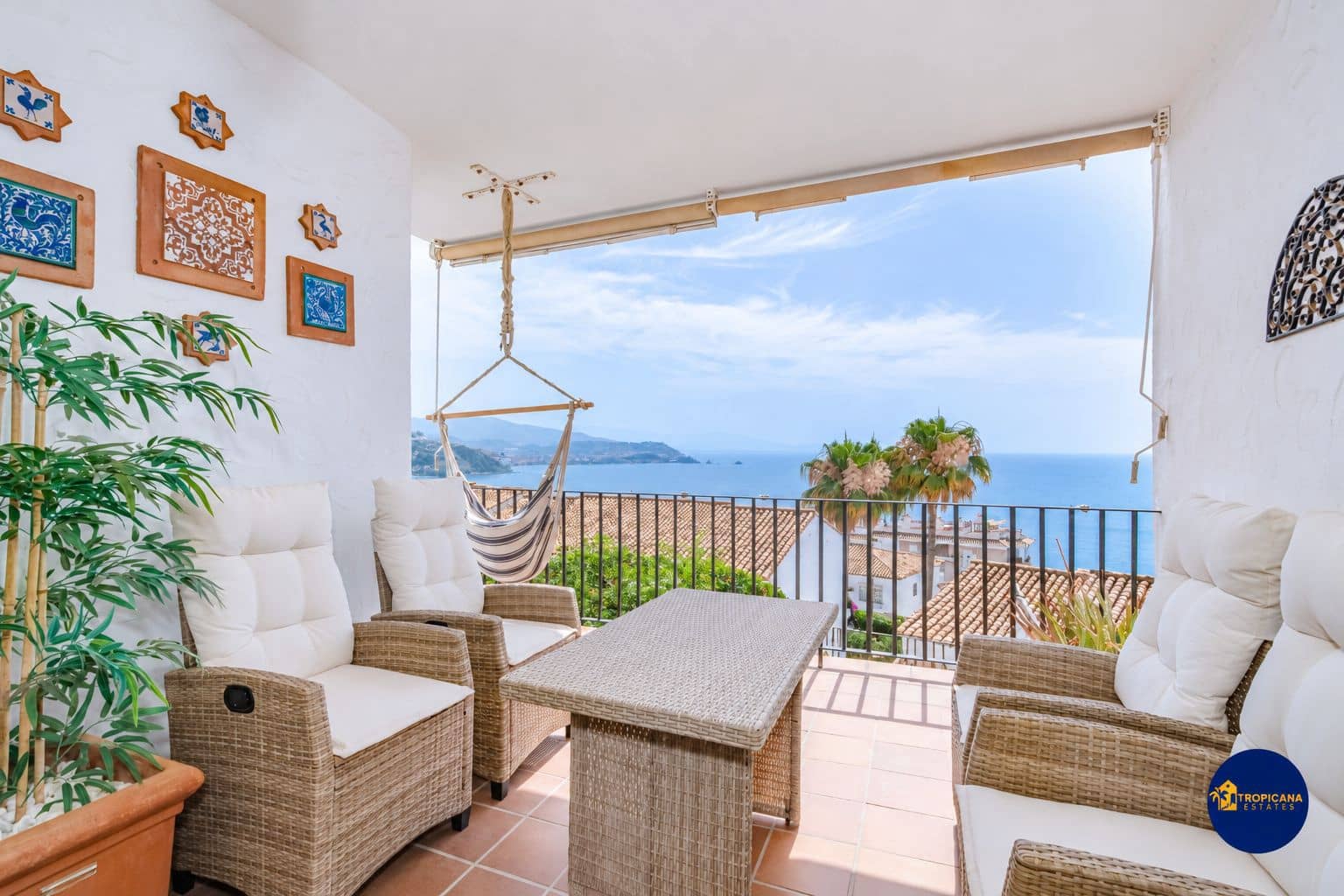 4 chambre Villa/Maison Mitoyenne à vendre à Almunecar avec piscine garage - 499 000 € (Ref: 9946713)