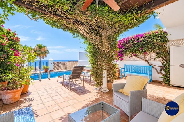 4 sovrum Radhus till salu i Almuñécar med pool garage - 530 000 € (Ref: 9946713)